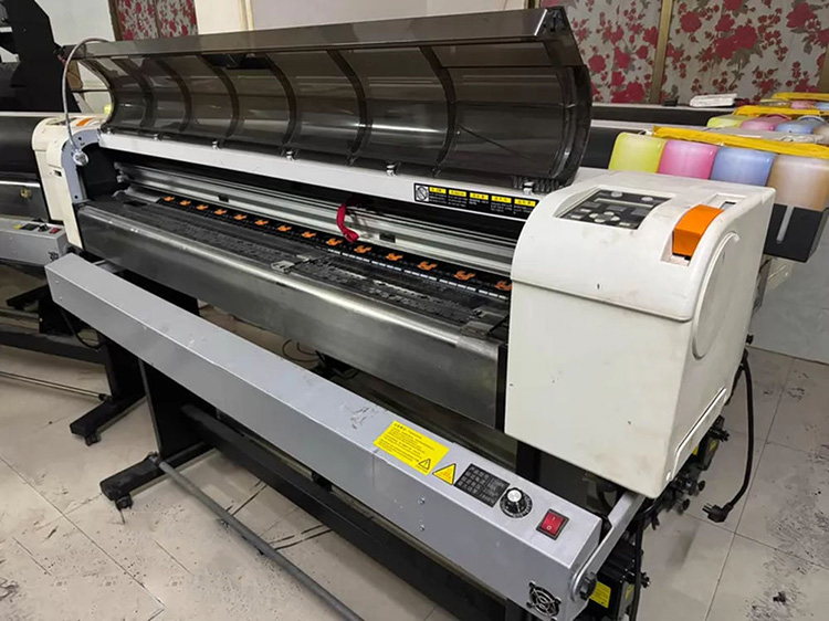 Impresora Mutoh RJ900X para impresión por sublimación de tinta